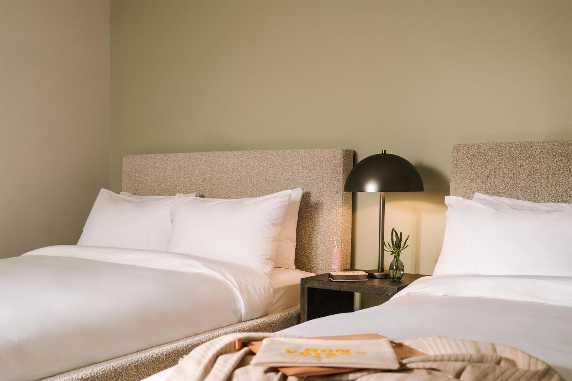 La Ensenada Hotel Laguna Beach, Sonder Bilik gambar